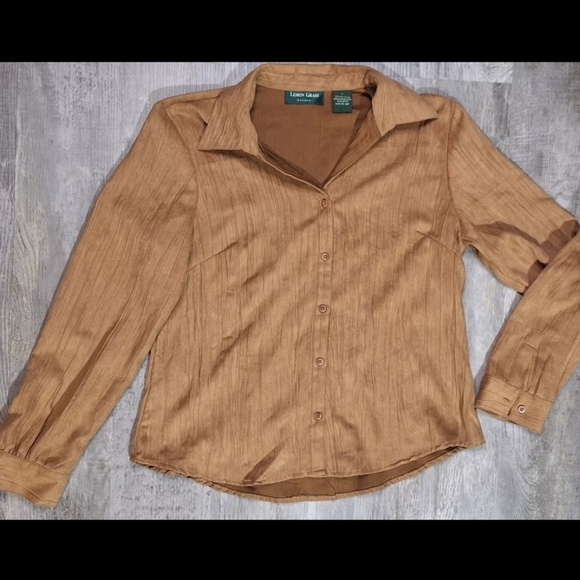 Lemon Grass Studio Women's Large Buttondown Light Brown Suede Texture - Picture 3 of 10
